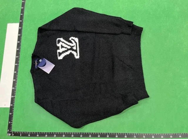 LV Louis Vuitton Monogram / Damier / Graphic Print Sweaters / Sweatshirts / Hoodies