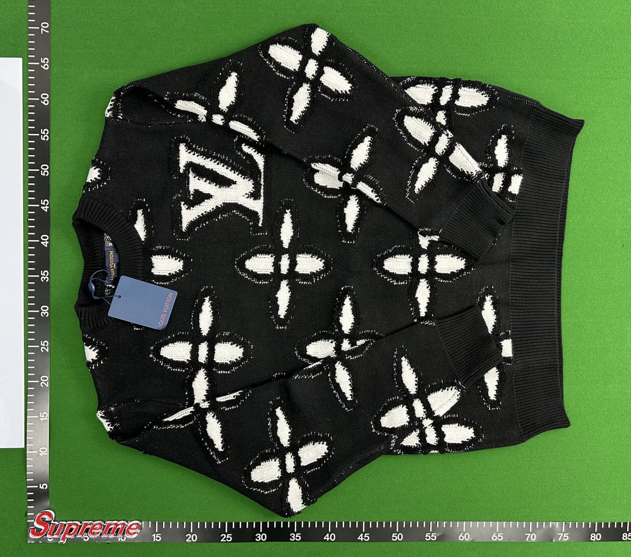 Louis Vuitton Monogram / Damier / Checkered / Rope Logo Sweaters [9 Styles]