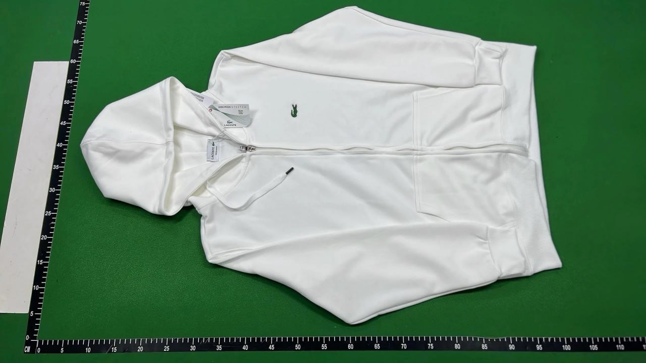 Lacoste Hoodie/Sweater/Trousers [39+ styles]