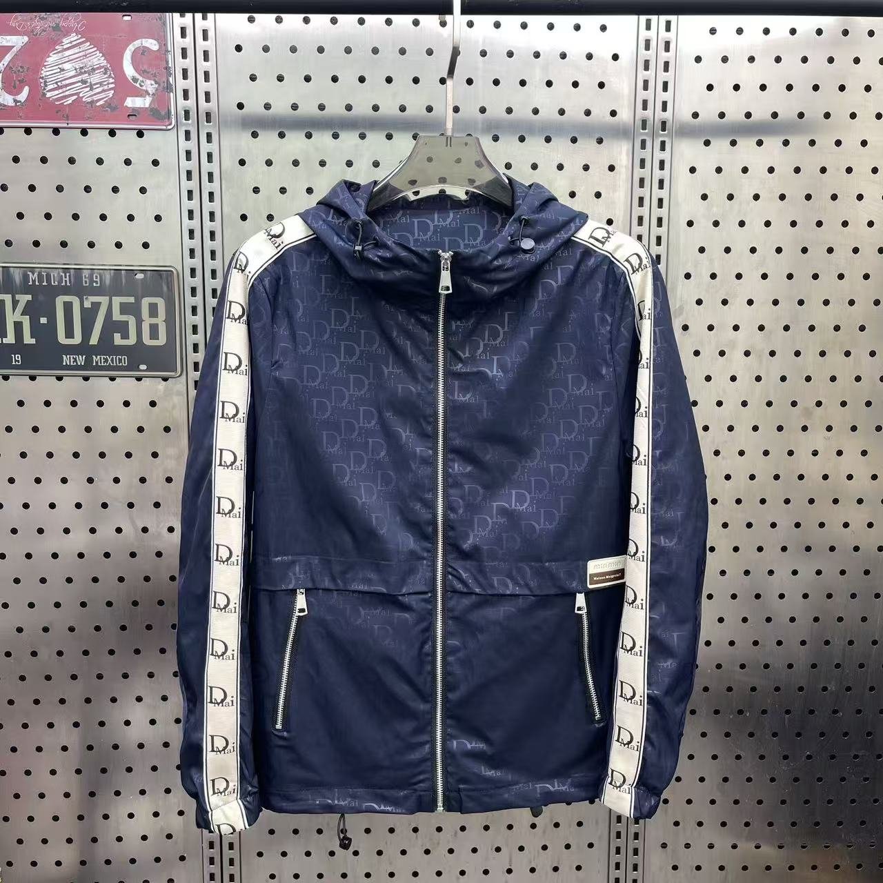 Fendi Dior Prada Moncler LV Burberry Jackets (40 styles)