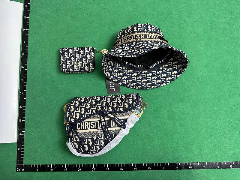 Louis Vuitton Monogram Messenger Bags [40 styles]