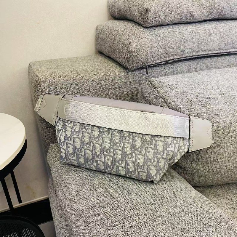 Burberry Vintage Check Crossbody Bag [8 styles]