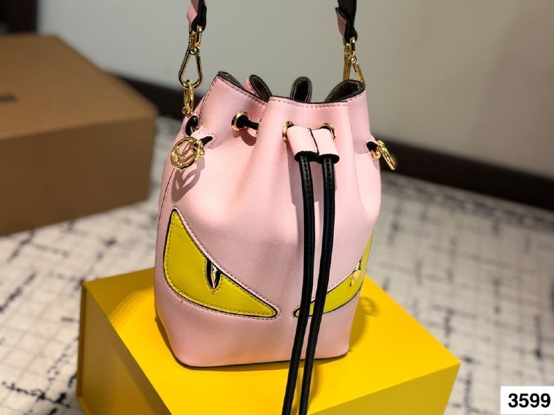 FENDI FF Logo Belt Bag [39 styles]