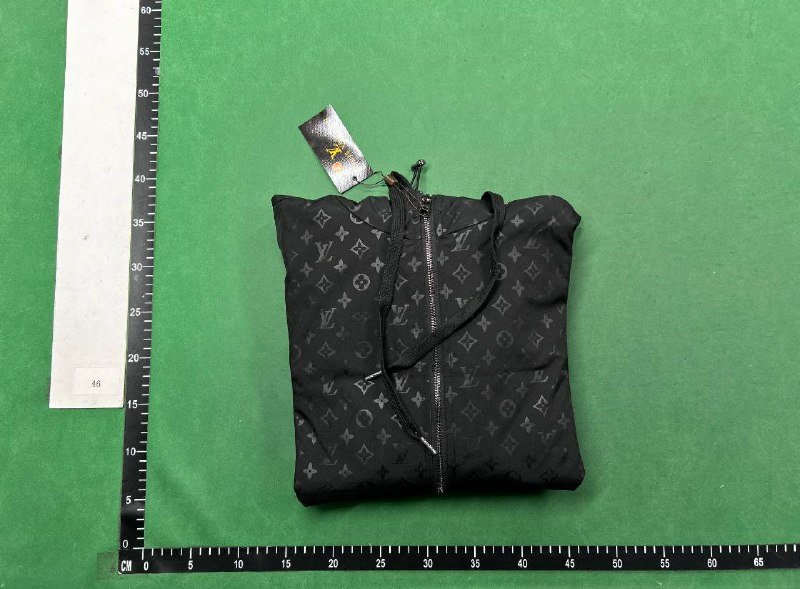 Louis Vuitton Monogram Windbreaker [3 styles]