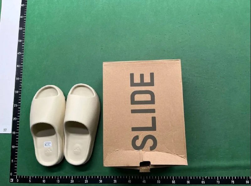 Adidas Yeezy Slide Slippers [40 styles]