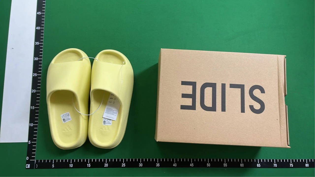Adidas Yeezy Slide Slippers [40 styles]