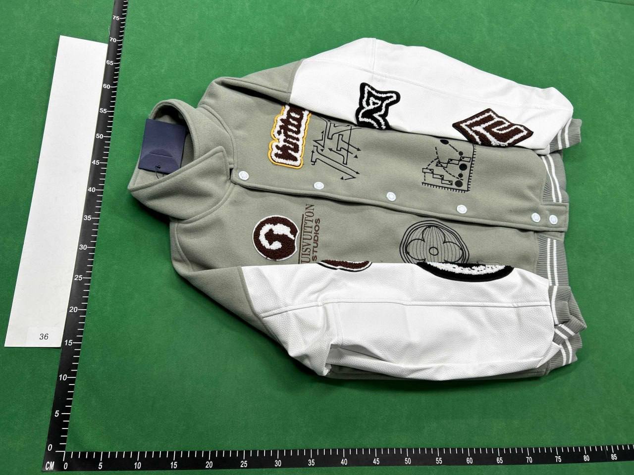 Off-White Arrow Print Denim Jacket [1 style]