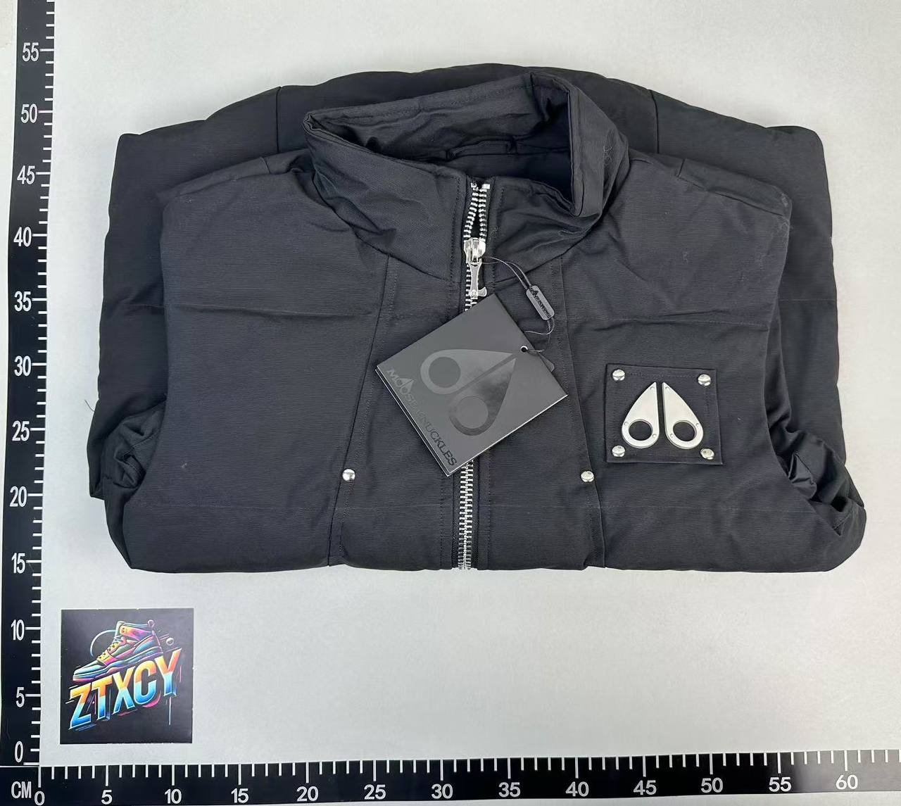 Moose Knuckles Vest [2 styles]