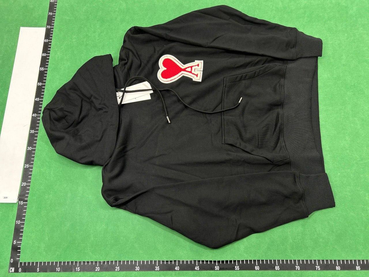 Ami Paris Heart Logo Hoodie/Sweater [1 style]