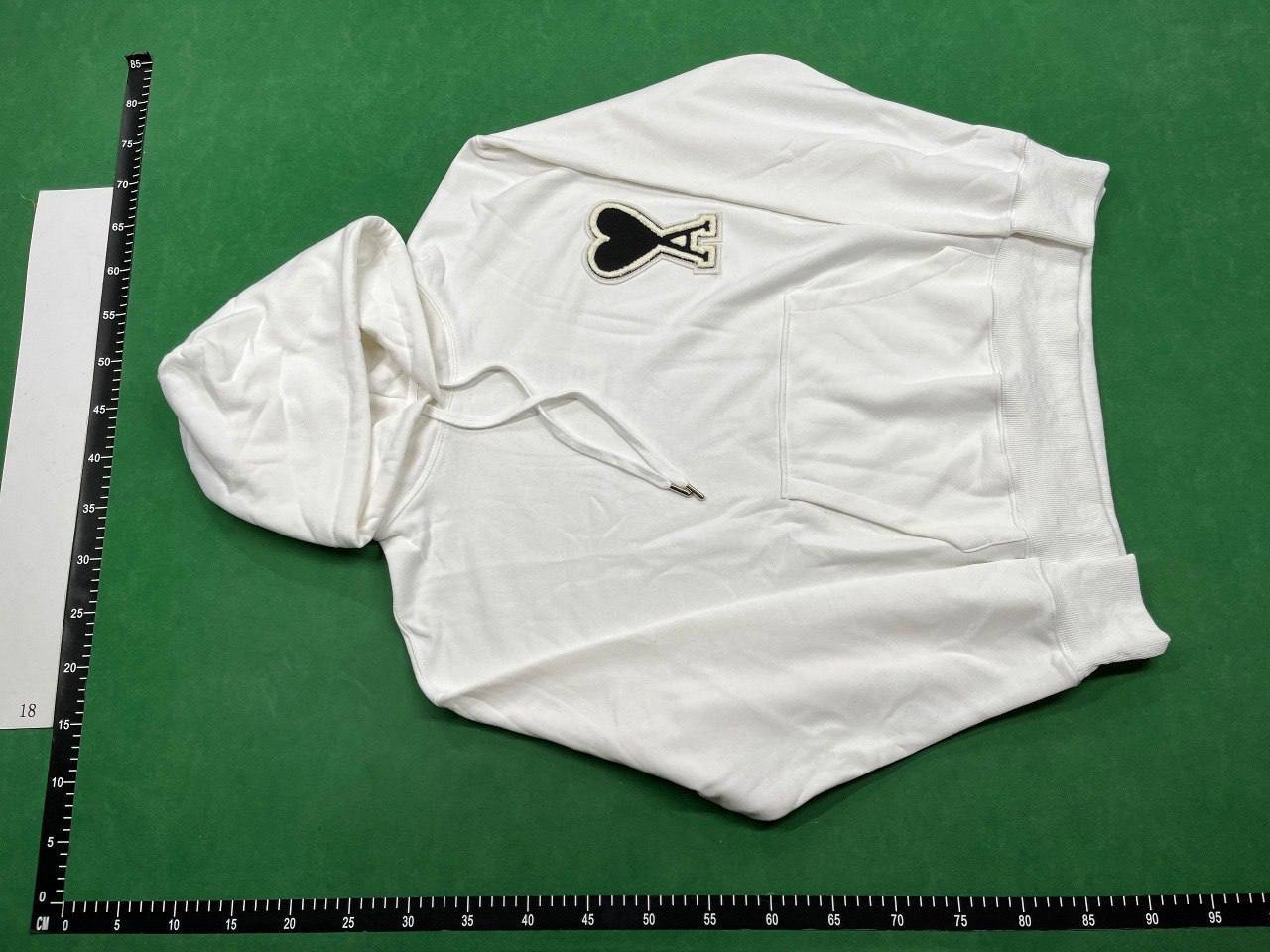 Ami Paris Heart Logo Hoodie/Sweater [1 style]