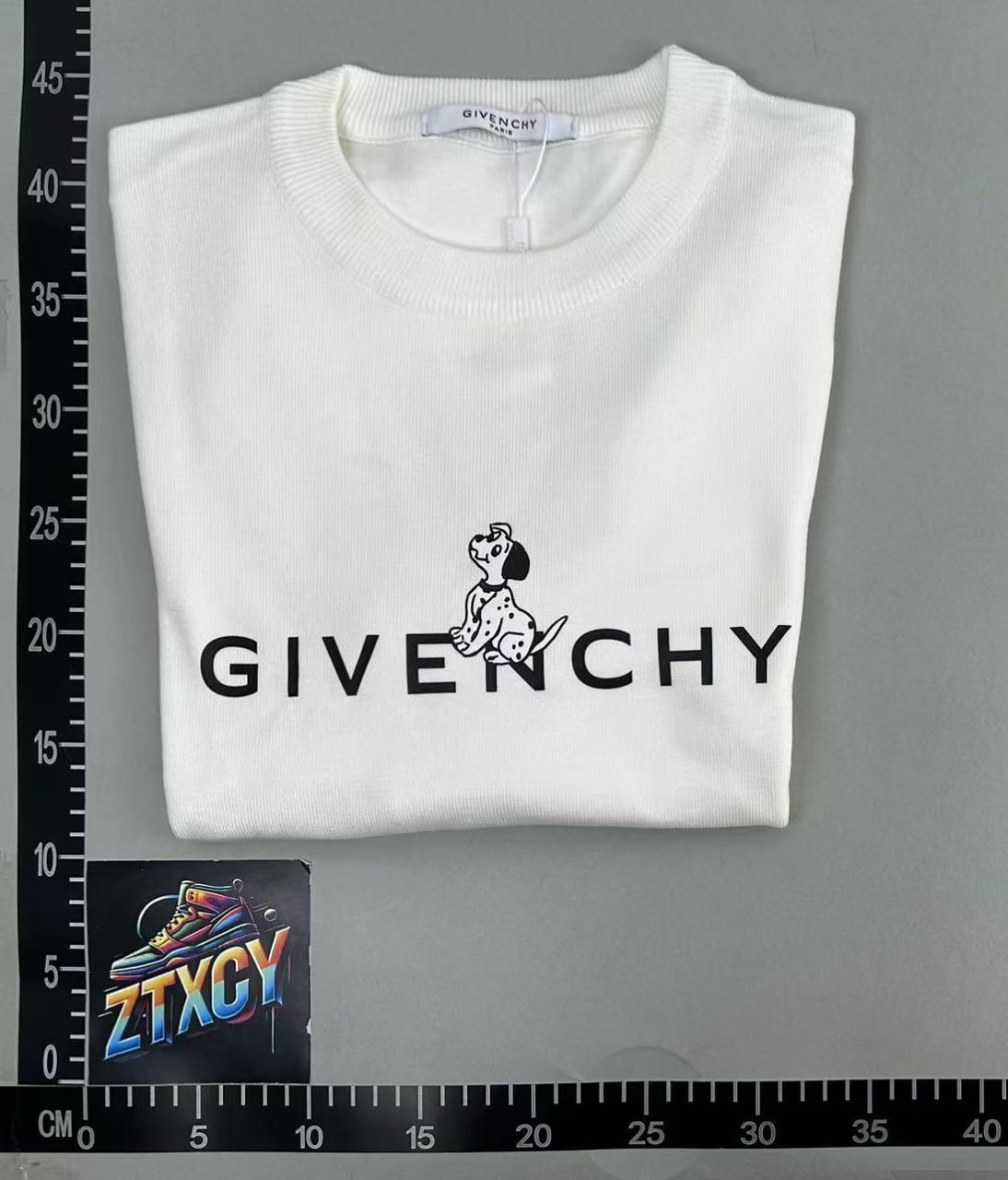 Givenchy Dog Logo Sweater [5 styles]