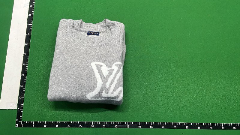 Louis Vuitton Monogram Knit Sweater [2 styles]
