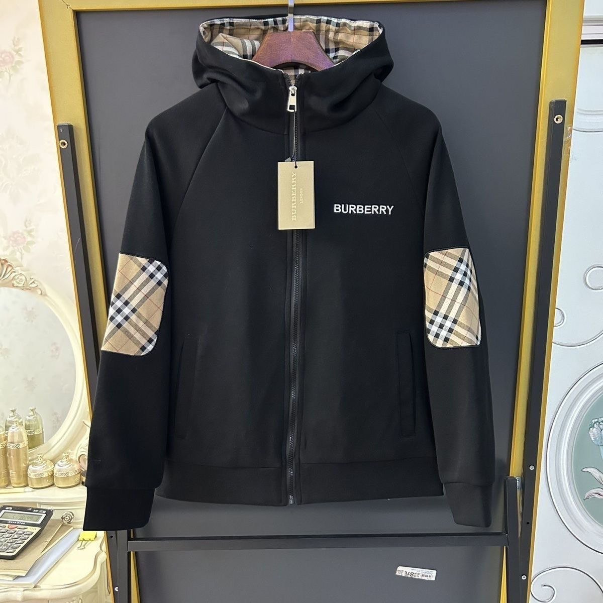 Burberry Check & Graphic Hoodies/Sweaters [40 styles]