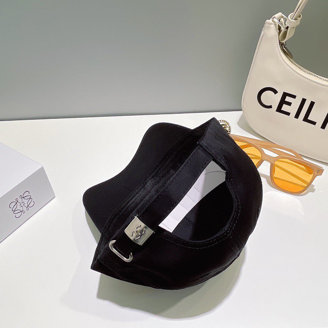 Chanel CC Logo Cap [27 styles]