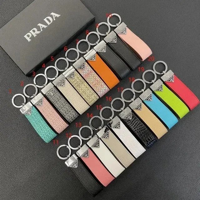 GUCCI GG Supreme Canvas Keychain [35 styles]