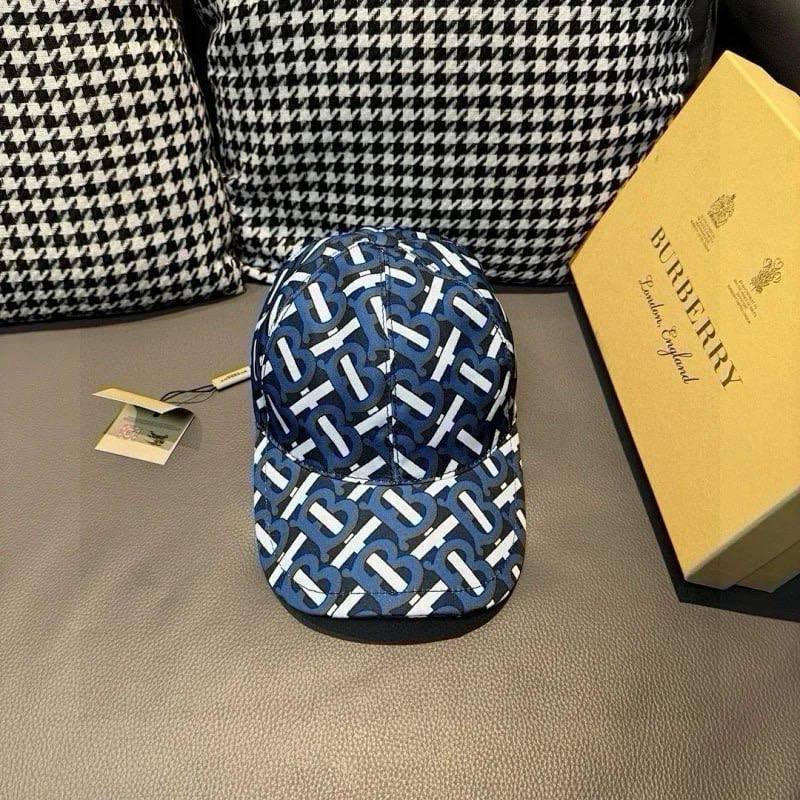 Burberry Check Print Cap [37 styles]