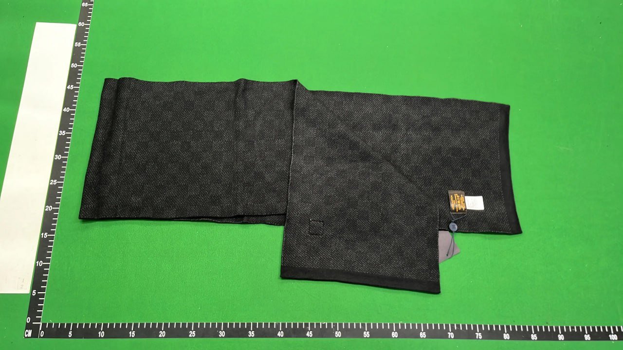 Louis Vuitton Damier Beanie & Scarf [20 styles]