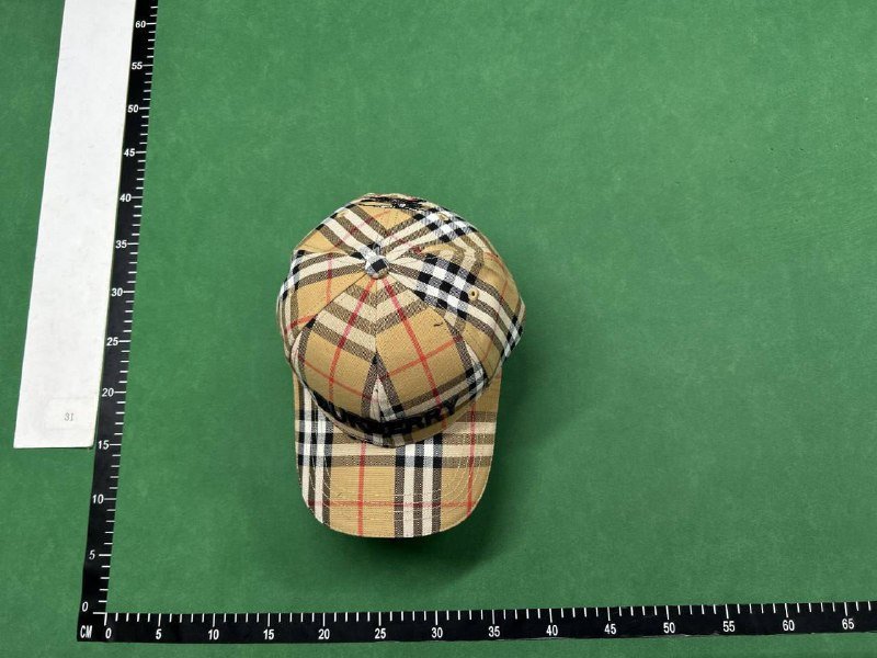 Burberry Vintage Check Cap [31 styles]