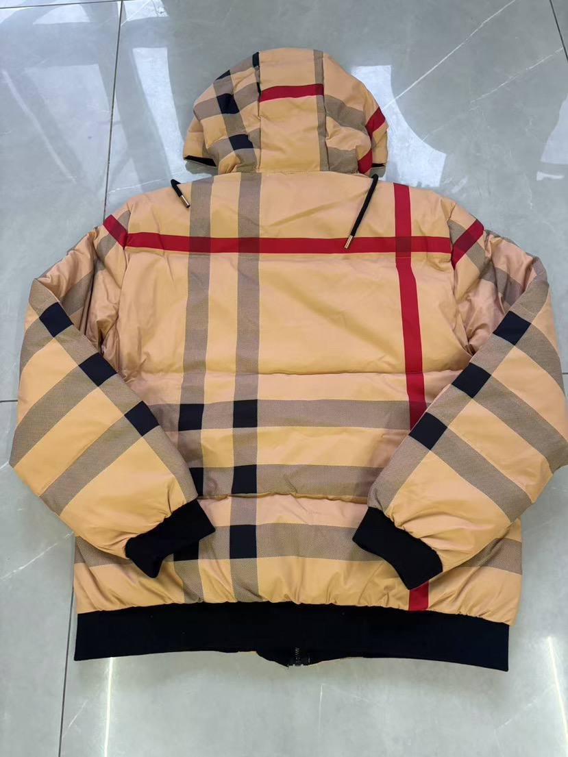 Burberry Vintage Check Jacket [26 styles]