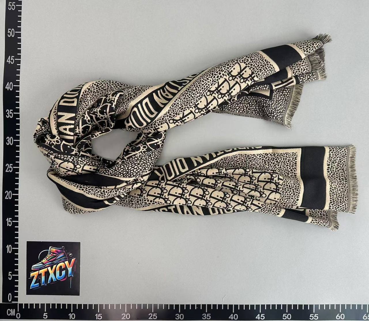 Christian Dior Oblique Foulard [9 styles]