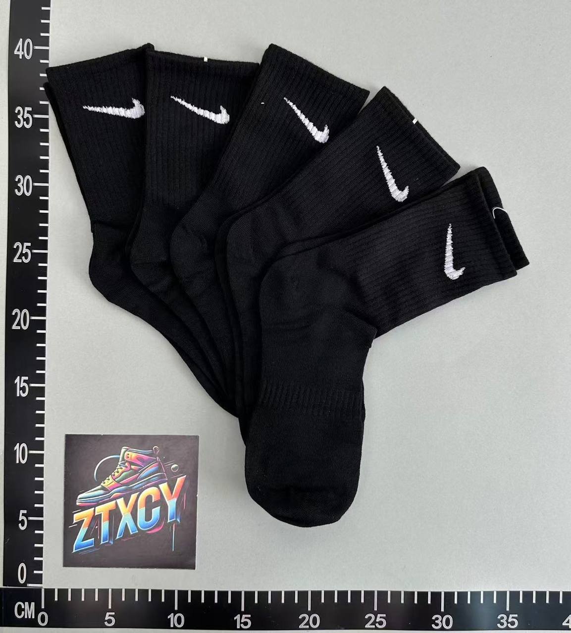 Nike Swoosh Crew Socks [36 styles]