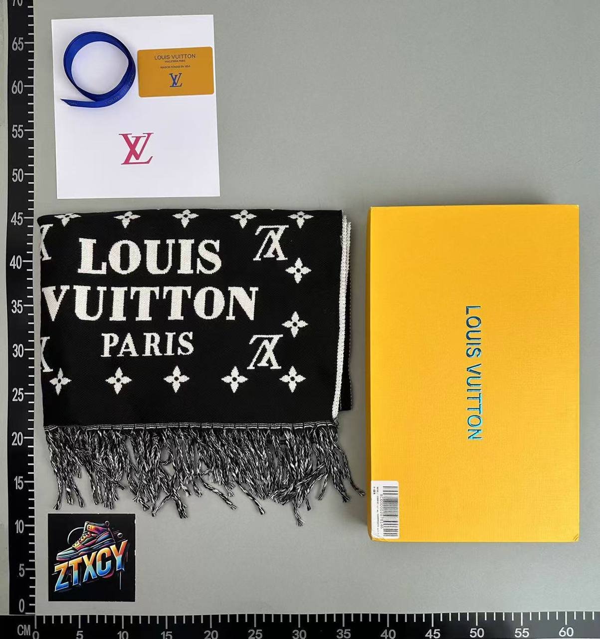 Louis Vuitton Monogram Flower Scarf [21 styles]