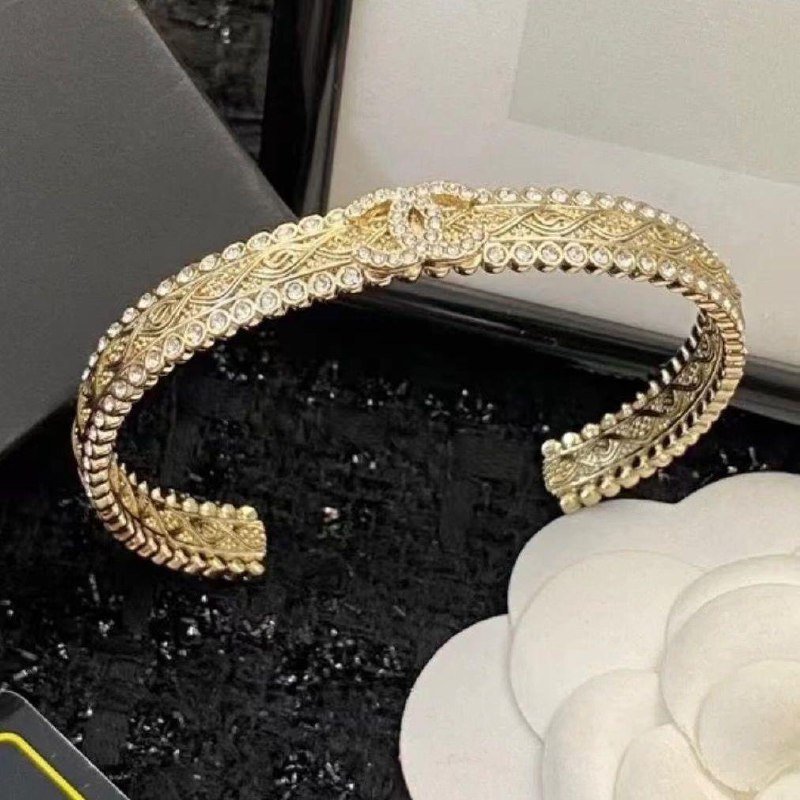 Chanel CC Logo Chain Bracelet [11 styles]