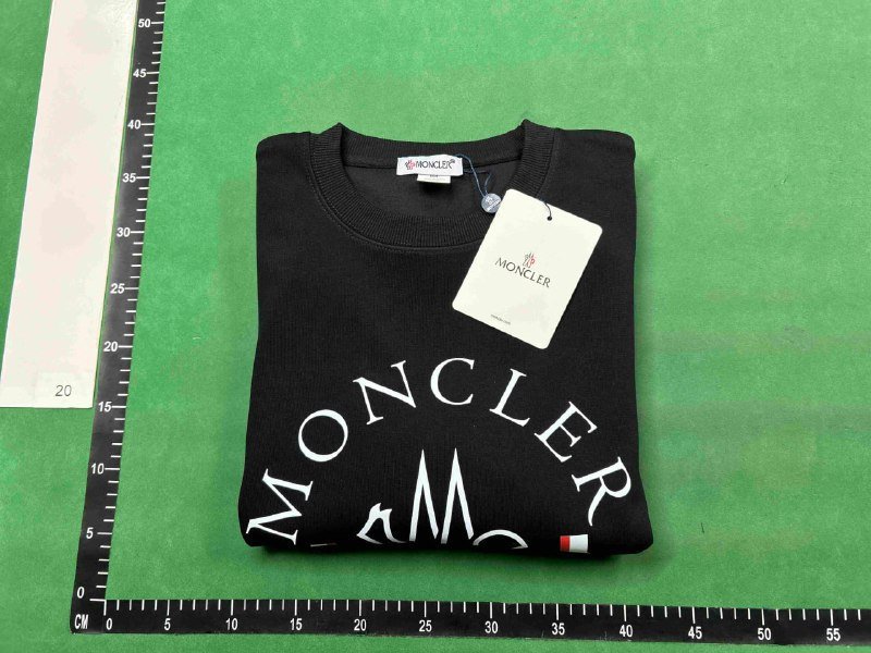 Moncler Logo Patch Sweatshirt [29 styles]