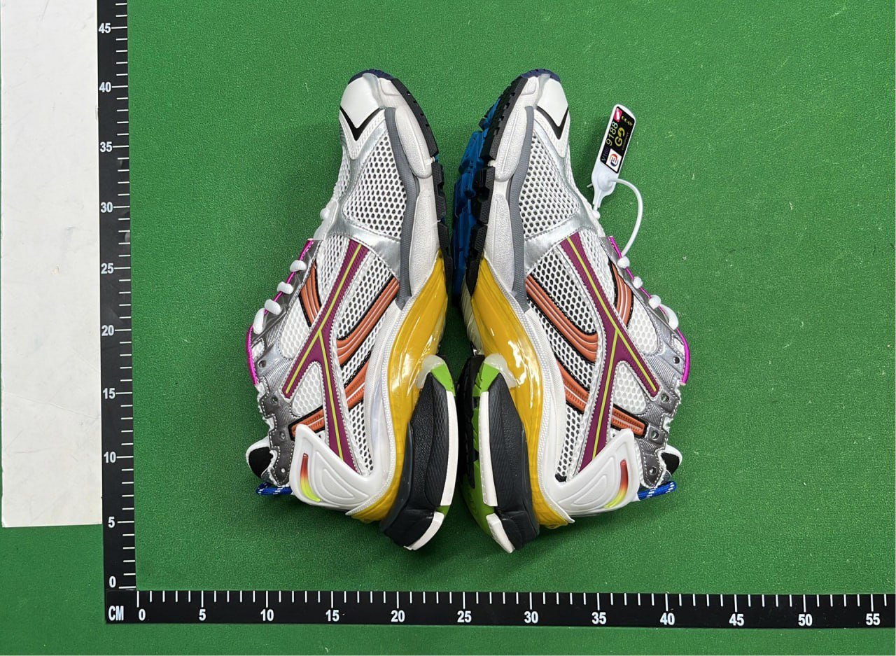 BAL-Runner HX11 Sneakers [40 styles]